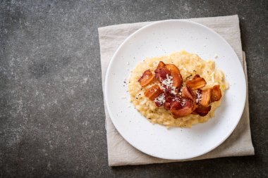 gevrek domuz pastırması risotto