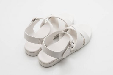 kadın deri sandalet