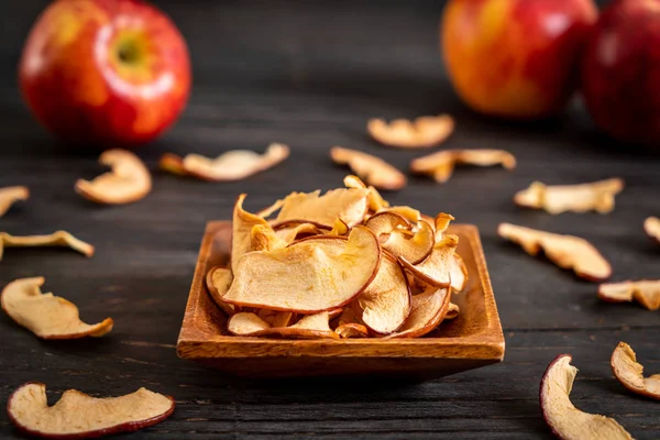 Homemade dried organic apple sliced — Stock Photo, Image