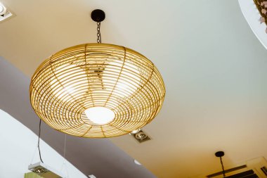 güzel asılı ışık lambası