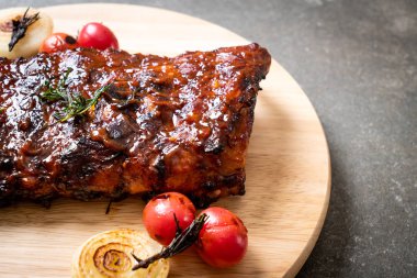 Izgara Barbekü kaburga domuz