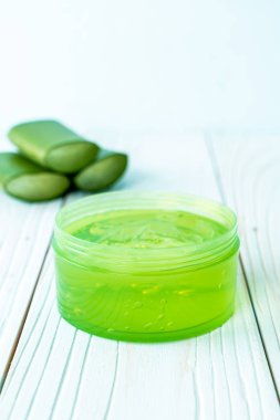 aloe vera jel aloe ile dilimlenmiş