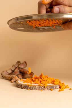 taze zerdeçal Dilimleme 