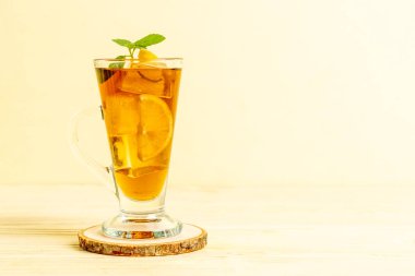 Buz limon çay bardak