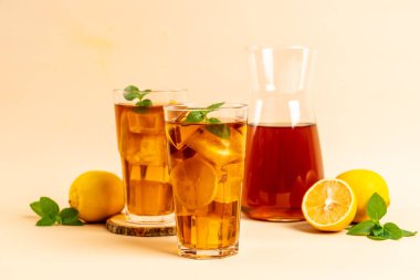 Buz limon çay bardak