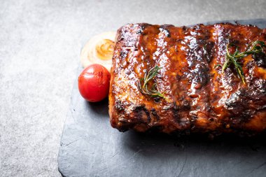 Izgara Barbekü kaburga domuz