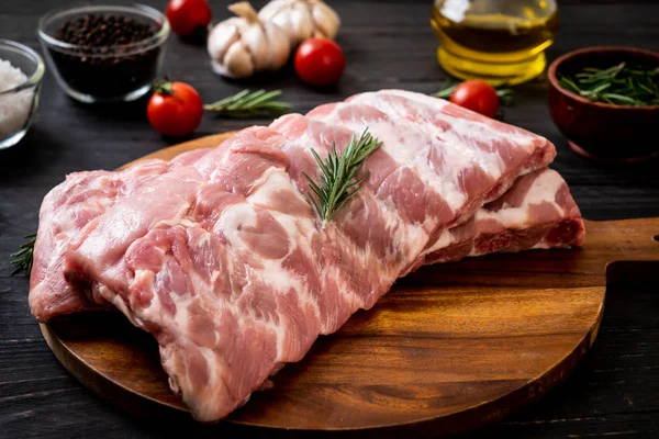 Costillas de cerdo crudas frescas — Foto de Stock