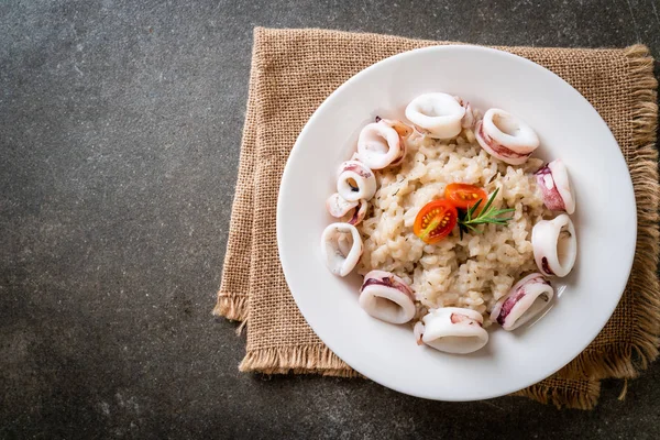 Lulas ou risoto de polvo — Fotografia de Stock