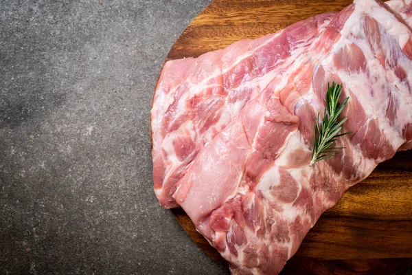 Costillas de cerdo crudas frescas — Foto de Stock