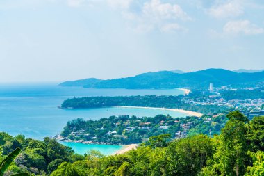 Tropikal plaj manzarası, Karon view Phuket, Tayland gelin