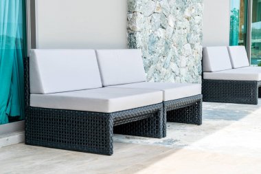 Kanepe dekorasyon açık veranda üzerinde yastık