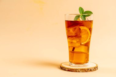 Buz limon çay bardak