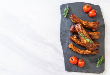 Izgara Barbekü kaburga domuz