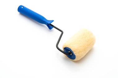 Beyaz arkaplanda boya fırçası