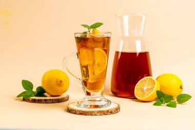 Buz limon çay bardak