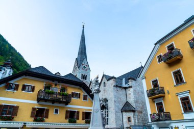 Avusturya Alpleri dağ Hallstatt meydanda