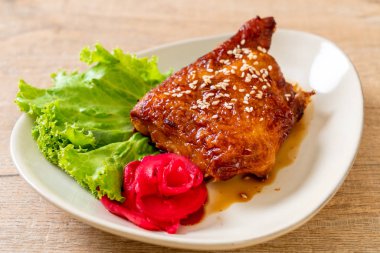 teriyaki soslu ızgara tavuk biftek