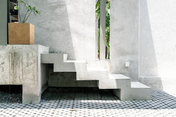 Degrau escada de concreto — Fotografia de Stock