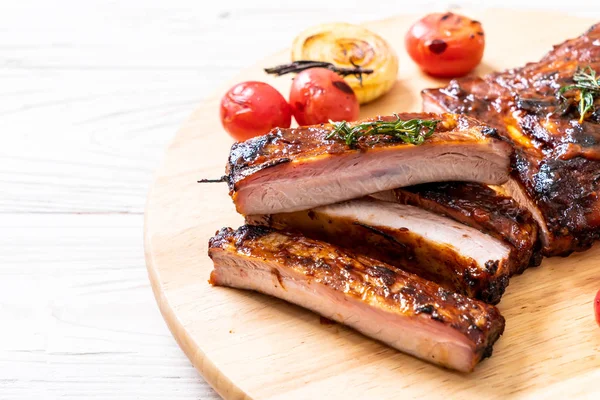 Izgara Barbekü kaburga domuz