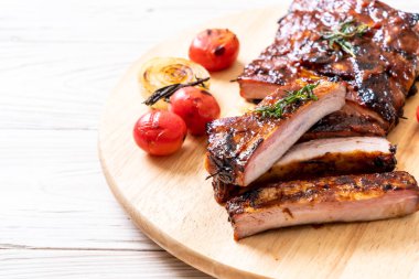 Izgara Barbekü kaburga domuz