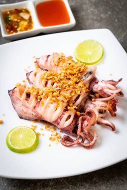 sarımsaklı kızarmış kalamar