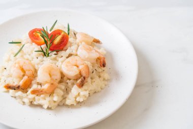 karides ile İtalyan risotto
