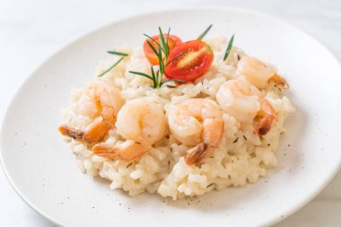 karides ile İtalyan risotto