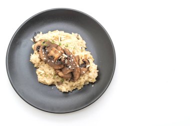 Risotto mantar ve peynir ile