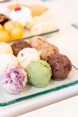 Mix lezzet dondurma kepçe