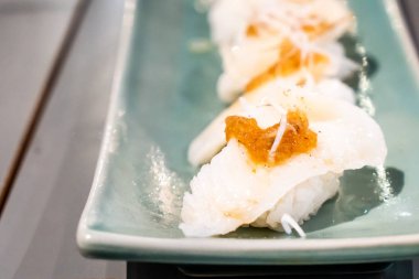 Engawa suşi - Japon yemek tarzı