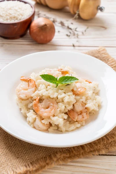 Risotto italiano con camarones — Foto de Stock