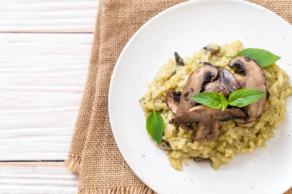 Mushroom Risotto with Pesto and Cheese — Stock Photo, Image