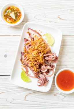 sarımsaklı kızarmış kalamar