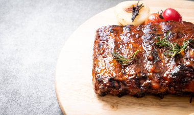 Izgara Barbekü kaburga domuz