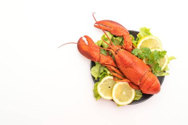 taze Haşlanmış istakoz sebze ve limon ile