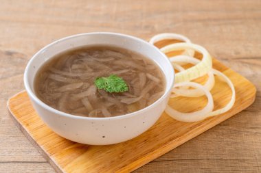 soğan çorba kasesi