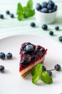 yaban mersini peynirli kek