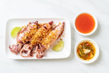 sarımsaklı kızarmış kalamar