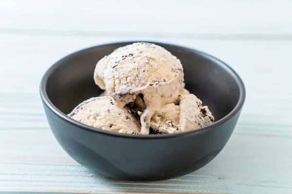 cookies and cream ice cream bowl
