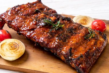 Izgara Barbekü kaburga domuz