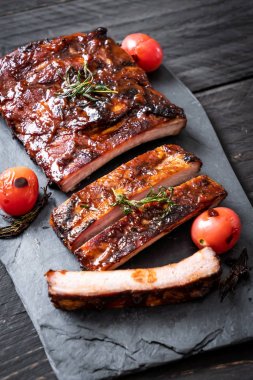 Izgara Barbekü kaburga domuz