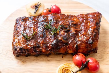 Izgara Barbekü kaburga domuz