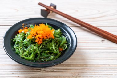 Yosun Salata karides yumurta - Japon tarzı