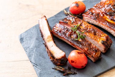 Izgara Barbekü kaburga domuz