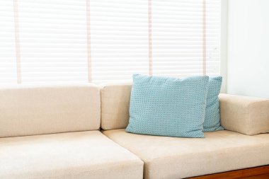 plaj ve deniz ile tropikal Maldivler tatil otel ve ada