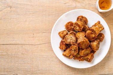 Derin kızarmış Yengeç rulo