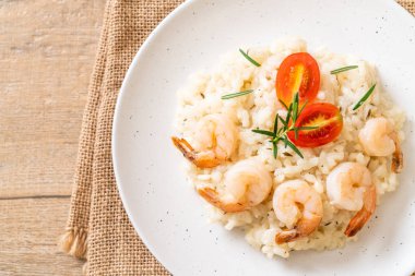 karides ile İtalyan risotto