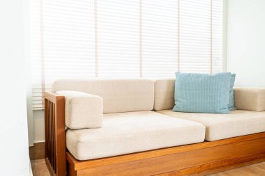 plaj ve deniz ile tropikal Maldivler tatil otel ve ada