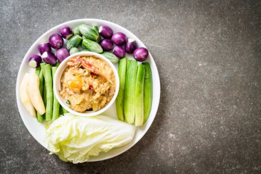 Chili Yapıştır kaynamaya yengeç veya Hindistan cevizi m ile yengeç ve soya sos ile