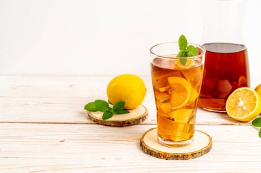 Buz limon çay bardak